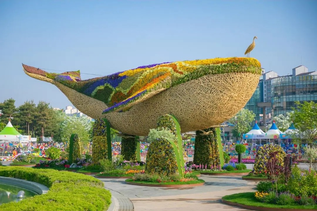 尚瑞景 成都西博会绿雕设计制作 (2).jpg